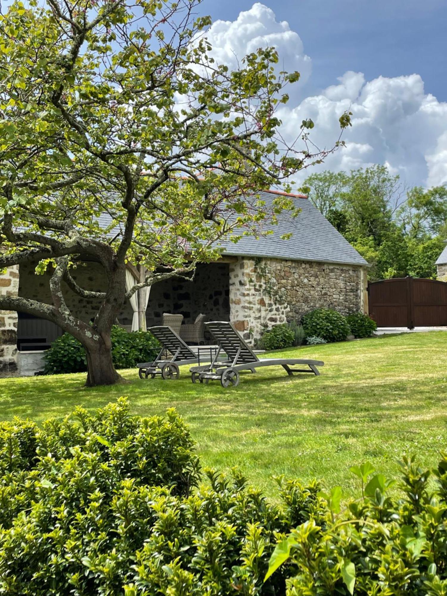 Les Cottages Du Manoir, Jacuzzi -Crozon Esterno foto